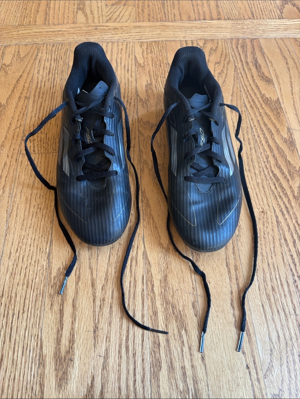 Women’s Outdoor Black Adidas FSO Soccer Cleats Size 7.5 (US)